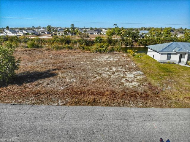 429 NW 14th ST, Cape Coral, FL 33993