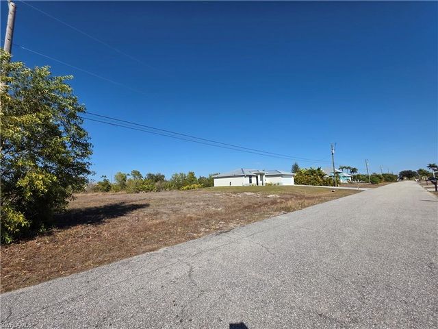 429 NW 14th ST, Cape Coral, FL 33993