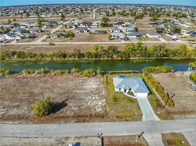 429 NW 14th ST, Cape Coral, FL 33993