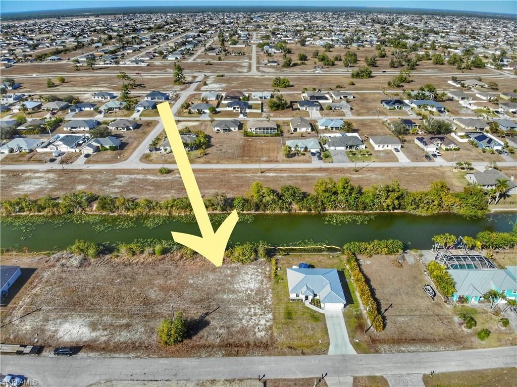 429 NW 14th ST, CAPE CORAL, FL 33993 — photo 5