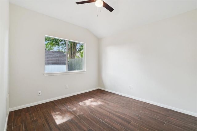1530 Hudgens Avenue, Katy, TX 77493