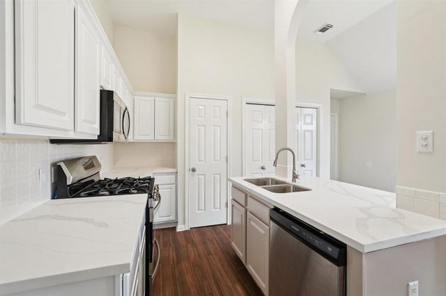 1530 Hudgens Avenue, Katy, TX 77493