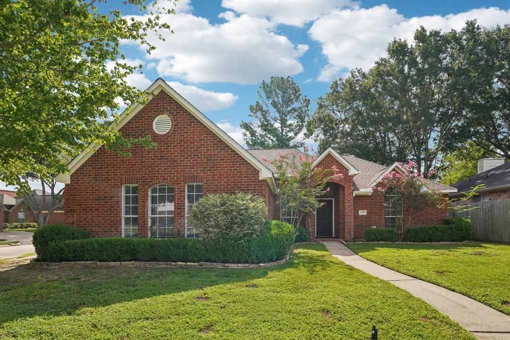1530 Hudgens Avenue, Katy, TX 77493