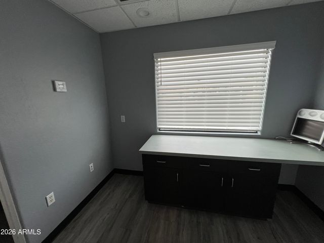 16448 N 40TH Street, Phoenix, AZ 85032