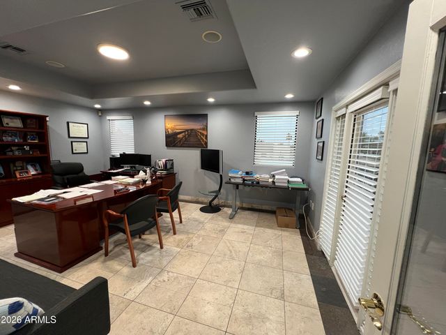 16448 N 40TH Street, Phoenix, AZ 85032