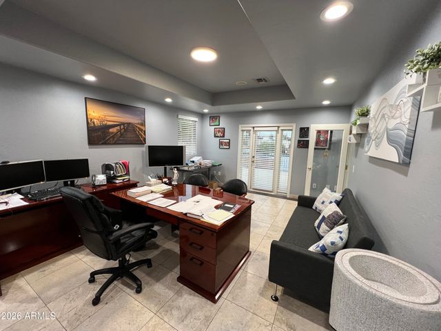 16448 N 40TH Street, Phoenix, AZ 85032