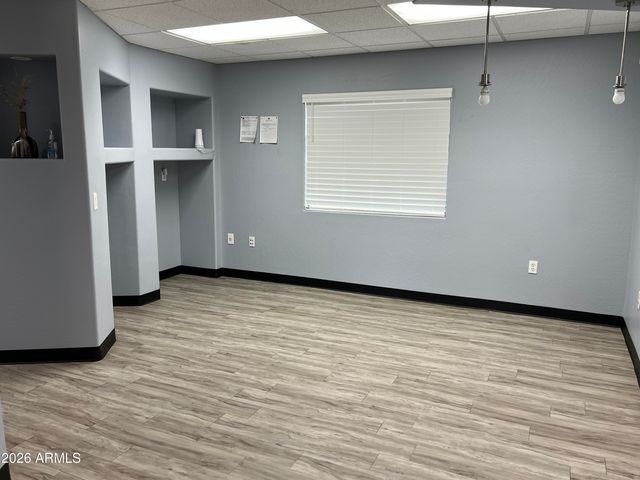 16448 N 40TH Street, Phoenix, AZ 85032