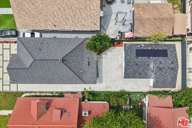 227 W 41st Street, Los Angeles, CA 90037