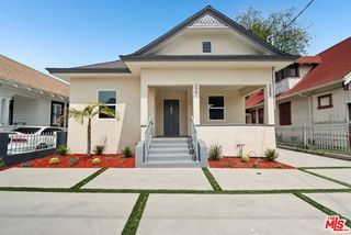227 W 41st Street, Los Angeles, CA 90037