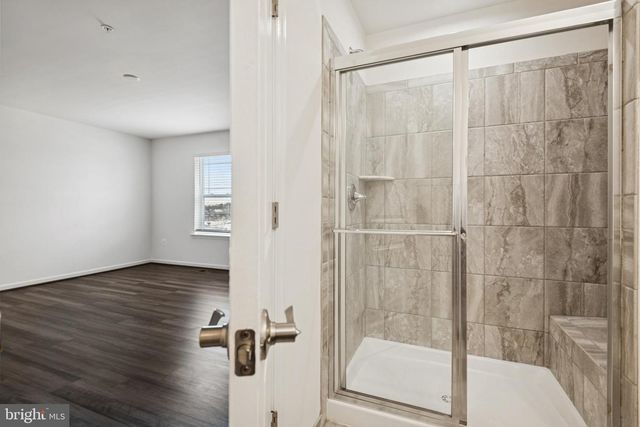 7831 WOLF RUN LN, Severn, MD 21144