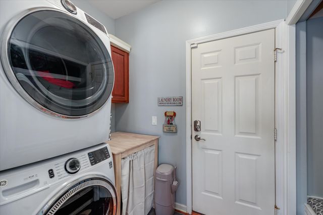 10153 E Avondale Circle, Superior Twp, MI 48198