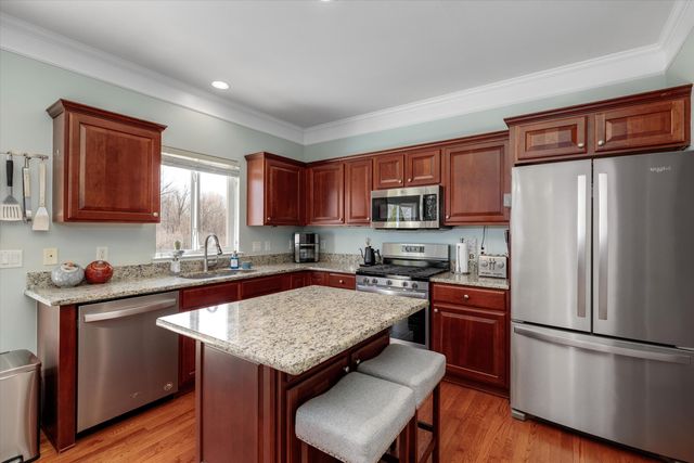 10153 E Avondale Circle, Superior Twp, MI 48198