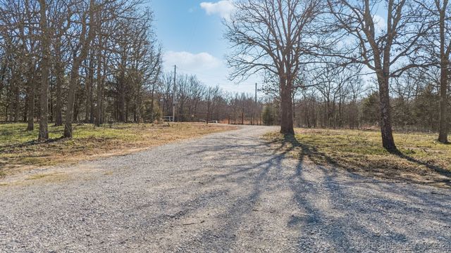 14380 S 246th West Place, Kellyville, OK 74039