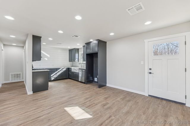 14380 S 246th West Place, Kellyville, OK 74039