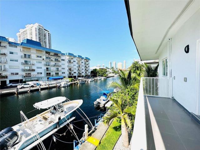 3751 NE 170th St 4, North Miami Beach, FL 33160