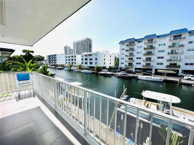 3751 NE 170th St 4, North Miami Beach, FL 33160