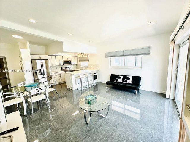 3751 NE 170th St 4, North Miami Beach, FL 33160