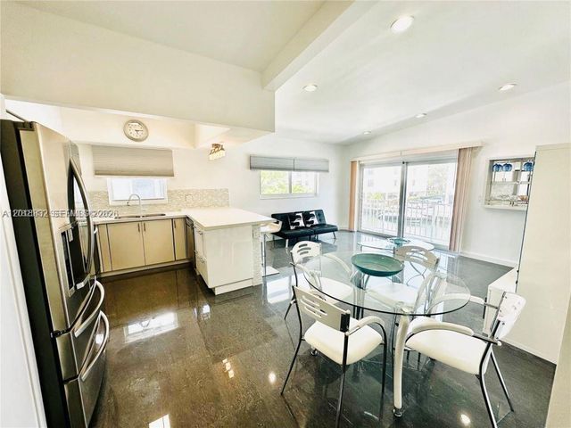 3751 NE 170th St 4, North Miami Beach, FL 33160