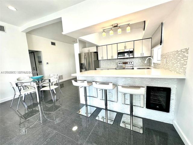 3751 NE 170th St 4, North Miami Beach, FL 33160