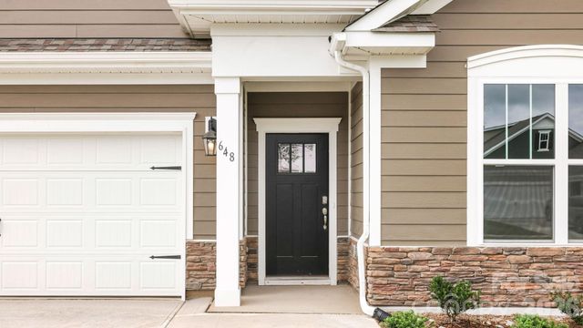 648 River Bottom Road, Fletcher, NC 28792