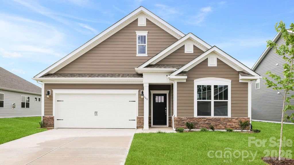 648 River Bottom Road, Fletcher, NC 28792