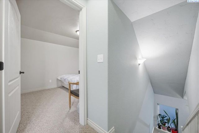 9318 Majestia Lane, Pasco, WA 99301