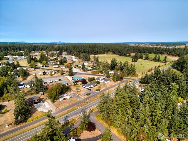 1594 Douglas Street, Oak Harbor, WA 98277