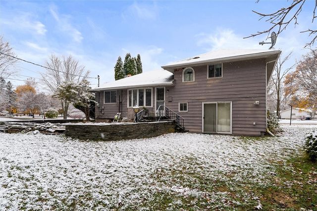 140 Bradford Road, Henrietta, NY 14534