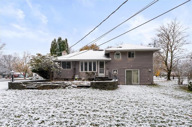 140 Bradford Road, Henrietta, NY 14534