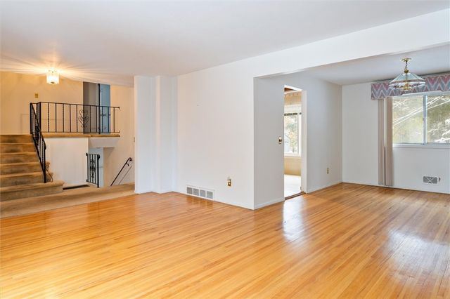 140 Bradford Road, Henrietta, NY 14534