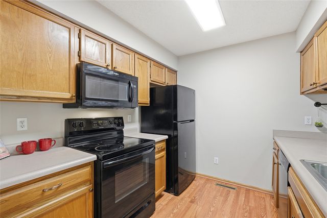 1425 Kodiak Court, Coralville, IA 52241