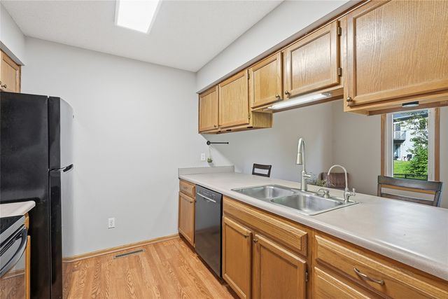 1425 Kodiak Court, Coralville, IA 52241