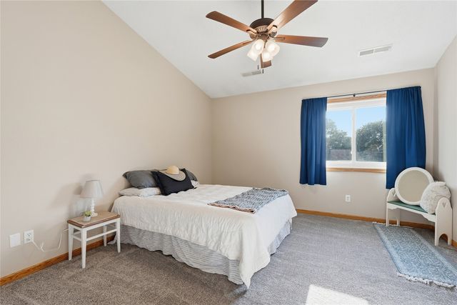 1425 Kodiak Court, Coralville, IA 52241