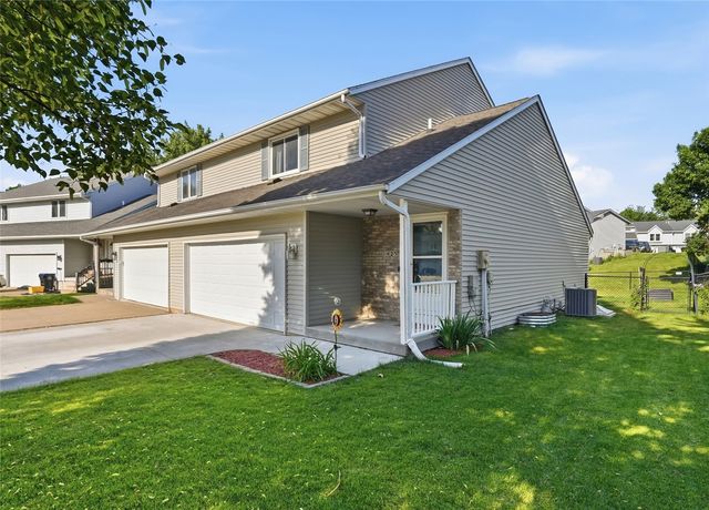 1425 Kodiak Court, Coralville, IA 52241
