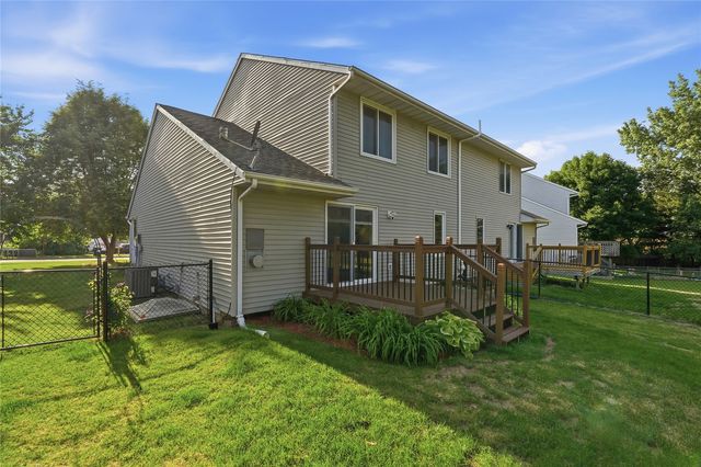 1425 Kodiak Court, Coralville, IA 52241