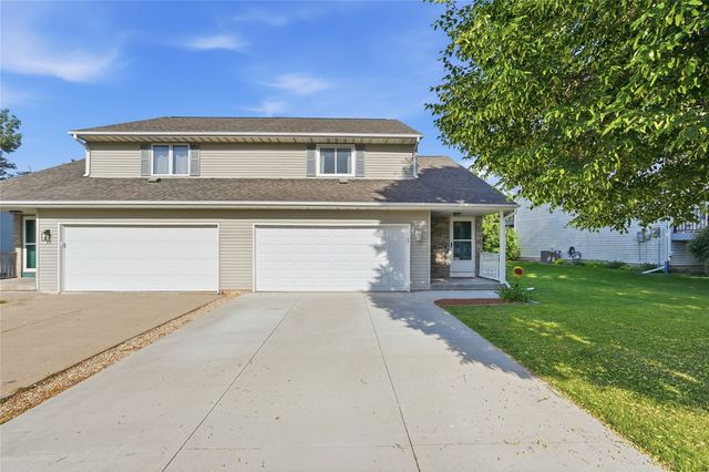 1425 Kodiak Court, Coralville, IA 52241