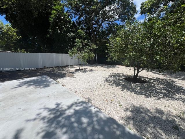 5511 NW 4th Avenue, Miami, FL 33127