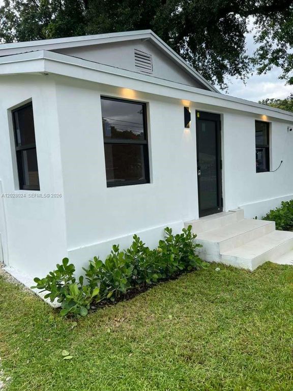 5511 NW 4th Avenue, Miami, FL 33127