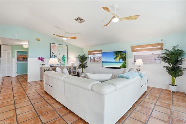 21560 Widgeon TER, Fort Myers Beach, FL 33931