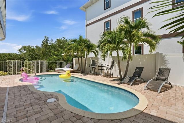 21560 Widgeon TER, Fort Myers Beach, FL 33931