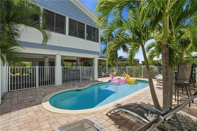 21560 Widgeon TER, Fort Myers Beach, FL 33931