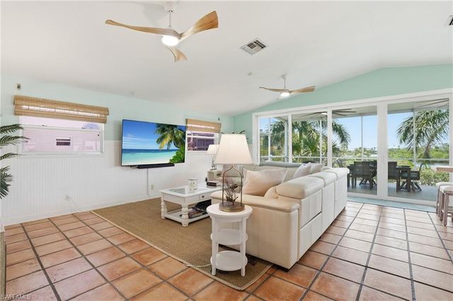 21560 Widgeon TER, Fort Myers Beach, FL 33931
