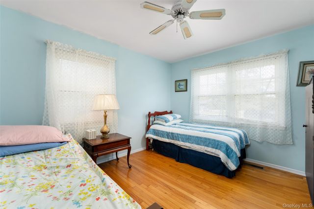 4 Hampton Harbor Lane, Hampton Bays, NY 11946