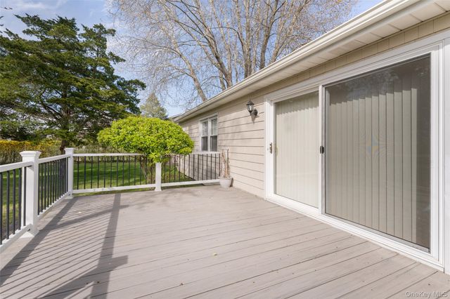 4 Hampton Harbor Lane, Hampton Bays, NY 11946