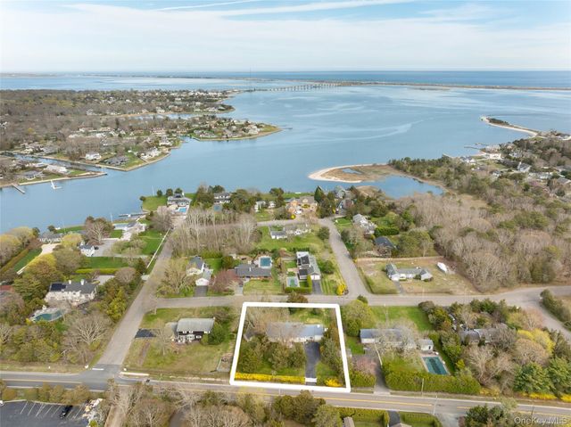 4 Hampton Harbor Lane, Hampton Bays, NY 11946