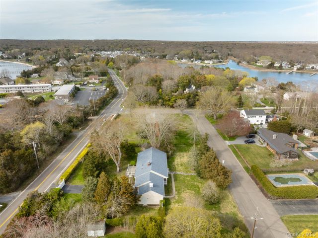 4 Hampton Harbor Lane, Hampton Bays, NY 11946