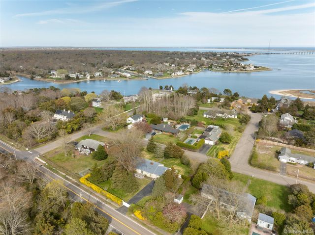 4 Hampton Harbor Lane, Hampton Bays, NY 11946