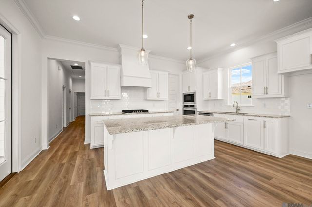 14451 Spalding Way, Baton Rouge, LA 70817