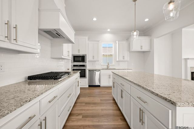 14451 Spalding Way, Baton Rouge, LA 70817