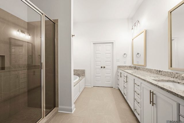 14451 Spalding Way, Baton Rouge, LA 70817